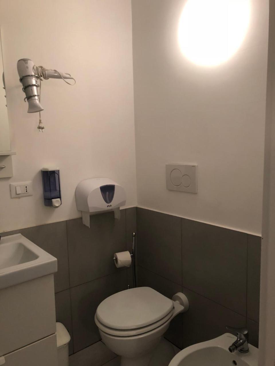 Residenza Giulia Al Colosseo Roma Eksteriør bilde